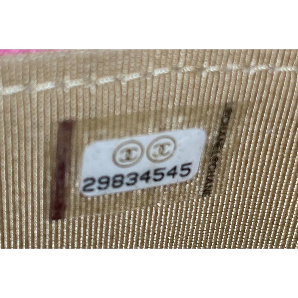 Chanel Pearl Crush Vanity Case With #241960C37B - Picture 6 of 6